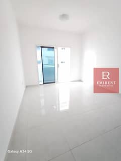 شقة مشرقة وجديدة بغرفة نوم واحدة | شهر مجاني | مبنى عائلي | مخرج دبي | التعاون