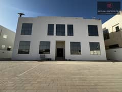 فیلا في الرفاع 11 غرف 120000 درهم - 14349677