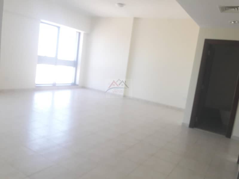 Spacious 2 bed Best Layout |Laundry Huge Hall