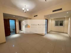 شقة واسعة غرفتين نوم وحمامين وخزانة ملابس بسعر 45 ألف فقط، بالقرب من مطعم كنتاكي في منطقة النهضة بالصرجة. للتواصل: أسامة