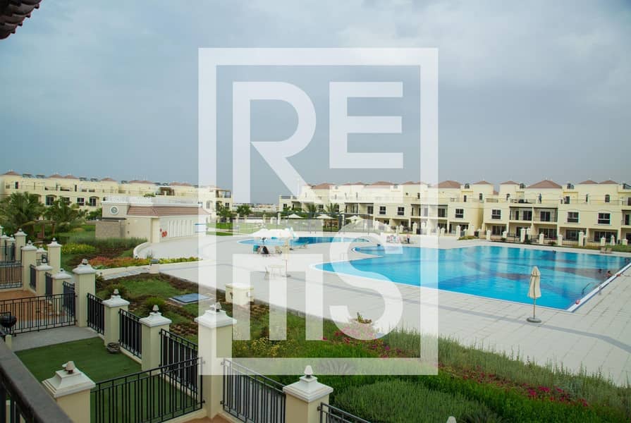 4BR The Bayti Townhomes with Pool View