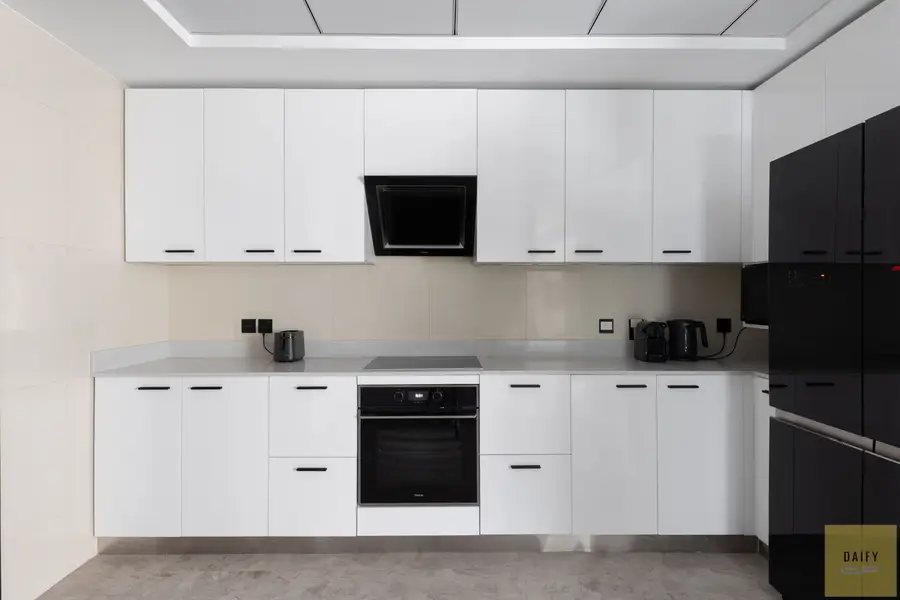HUGE 3BR Luxury Apartment with Billiards & Air Hockey | Dubai Marina