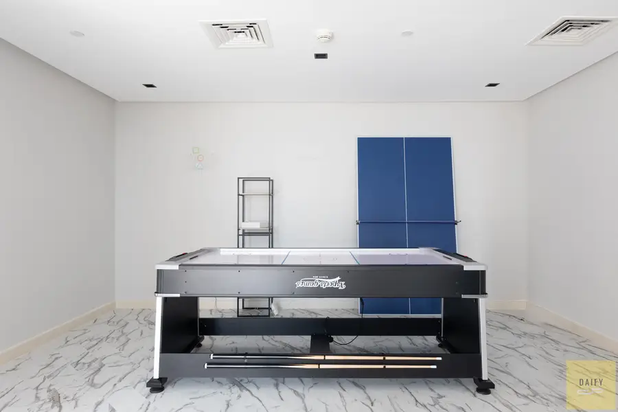 HUGE 3BR Luxury Apartment with Billiards & Air Hockey | Dubai Marina