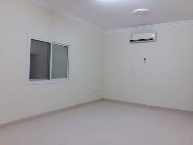 Mulhaq! 2 Bedrooms with Majlis Private Entrance and Yard near to Market and Mosque at Al Shamkha