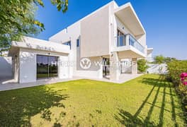 Landscaped golf front Villa | 2 payments