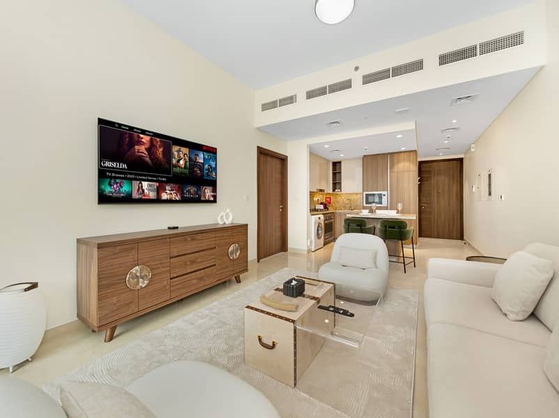 Burj Khalifa View | Modern 1BR in Downtown | Prime Location - Image 2