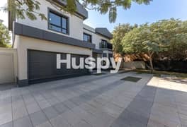 Vacant | Fully Upgraded | Corner Plot