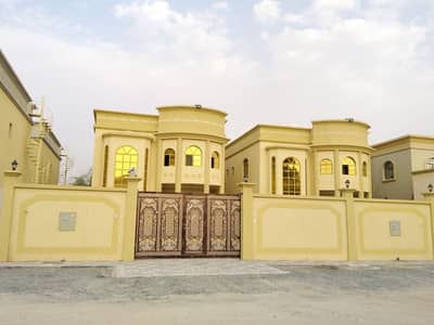 From the owner directly / For sale Villa 5 bedrooms very modern design in Ajman From the owner directly / For sale Villa 5 bedrooms very modern design in Ajman