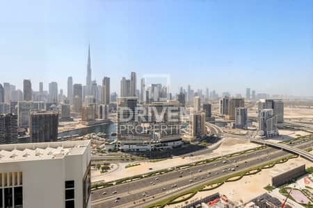 1 Bedroom Apartment for Rent in Business Bay, Dubai - Fully Furnished | 4 Cheques | Burj Khalifa View