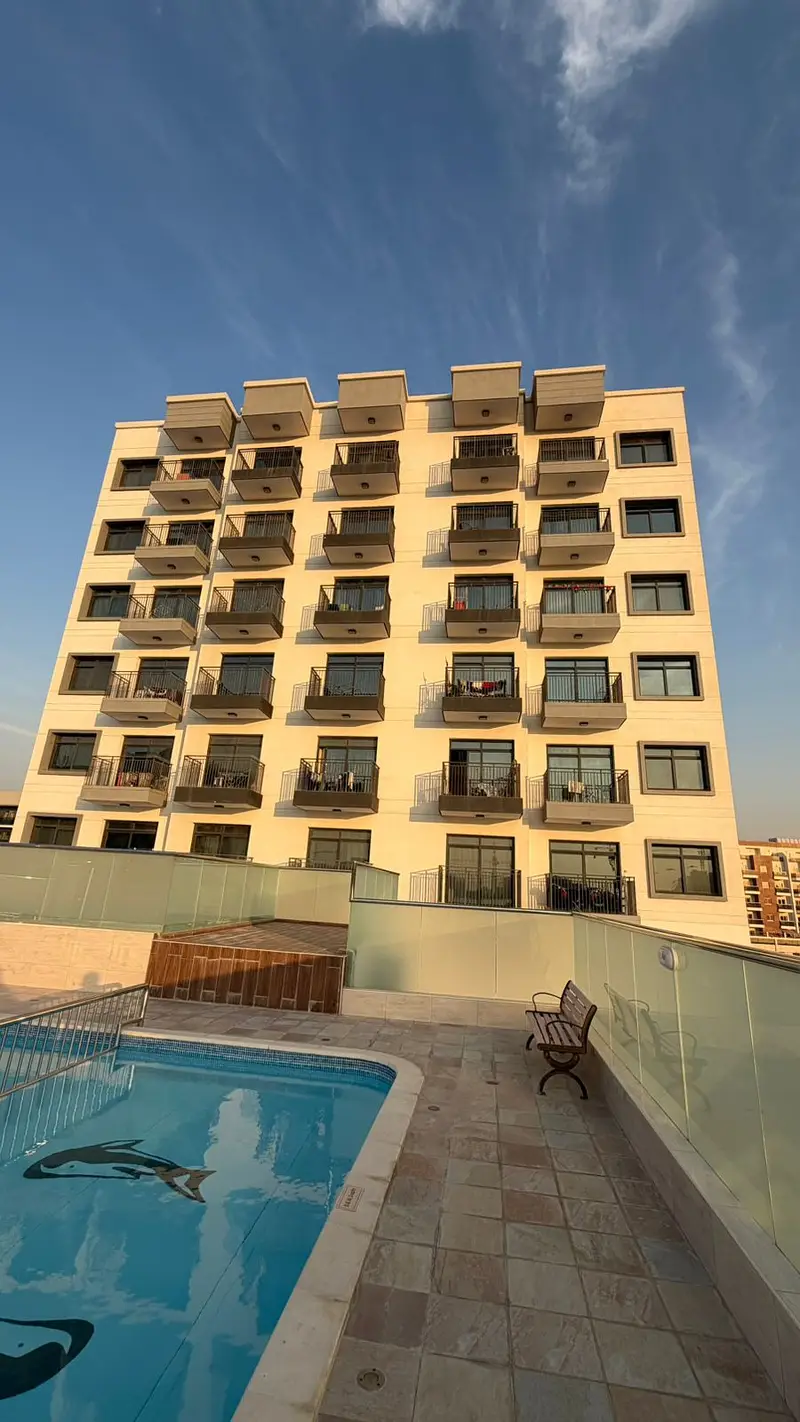 Investor's Deal | High ROI Building For Sale | Prime Location |All Amenities | Close to up coming metro station image 7