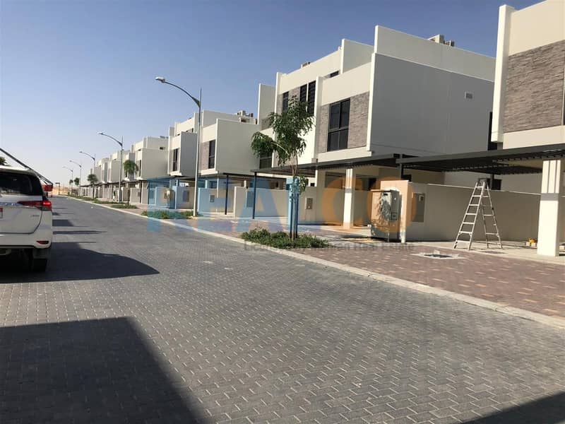 Damac Akoya oxygen 4Bed+Maid Ready to move