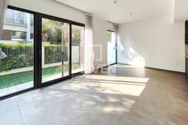 Corner Unit | Garden with Privacy | High ROI