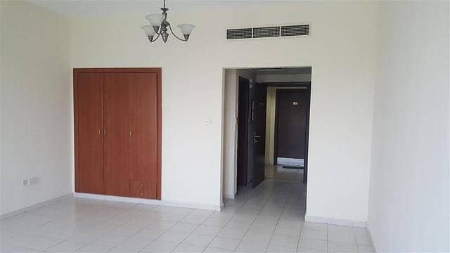 位于国际城，摩洛哥社区 的公寓 20000 AED - 4390402