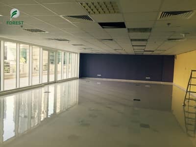 Fitted Shop with Terrace | Close to Metro Station Fitted Shop with Terrace | Close to Metro Station