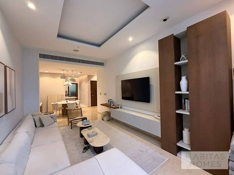 Private Garden | Furnished and Upgraded| Vacant Private Garden | Furnished and Upgraded| Vacant