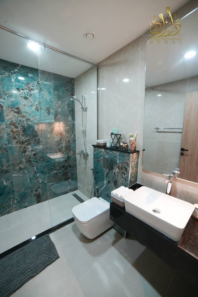 Clean Lines. Smart Spaces | Secure the Edge - Image 7