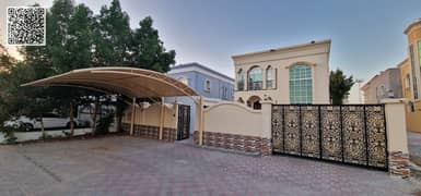 فيلا واسعة للإيجار في الروضة 3، 5 غرف نوم | مجلس | صالة | 120 ألف