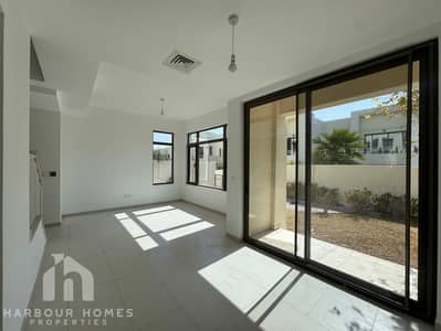 4 Bedroom Villa for Rent in Reem, Dubai - tempImageozXRO5. jpg 4 Bedroom Villa for Rent in Reem, Dubai - tempImageozXRO5. jpg