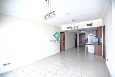 Spacious 2 Bedroom with Parking | Lake View Spacious 2 Bedroom with Parking | Lake View