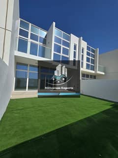 LUXURY SPACIOUS 4 BEDROOMS | SINGLE ROW | OPEN KITCHEN | UNFURNISHED FOR RENT | READY TO MOVE