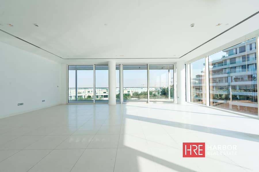Vacant l Green Community l Luxurious Living Vacant l Green Community l Luxurious Living