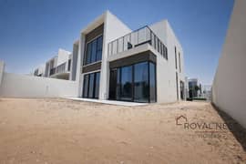 Exclusive | Single Row | Spacious Living Area