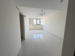 غرفتين وصالة أول ساكن بالممزر | خزاين بالحائط | بلكونة | باركينج مجاني | موقع قريب من مخرج دبي | 4 دفعات