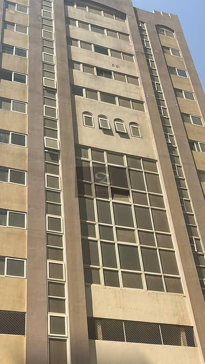 Building for Sale in Al Qasimia, Sharjah - 11d5e79f-987b-48cf-b5f4-5dc19b4695f6. jpg Building for Sale in Al Qasimia, Sharjah - 11d5e79f-987b-48cf-b5f4-5dc19b4695f6. jpg