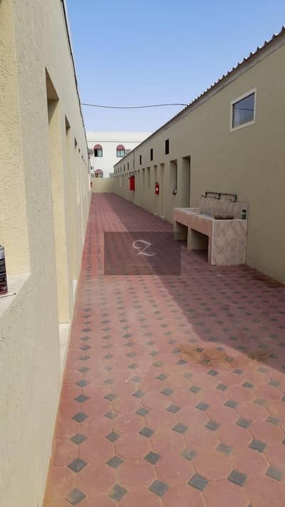 Labour Camp for Sale in Al Sajaa Industrial, Sharjah - 4f1545f4-c6fc-4899-b785-5912ee8a9dd6. jpg