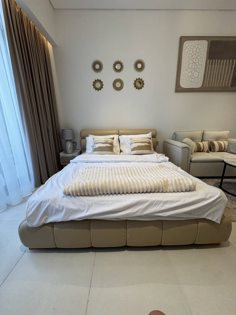 Brand-new furnished studio | First tenant | Ready to move in