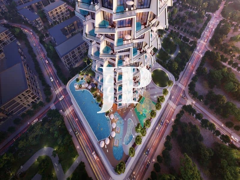 7 Exterior Royale 10. jpg
