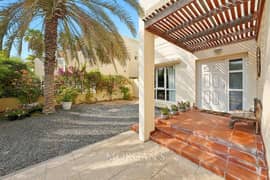 Exceptional 3 BR Villa with Great Views