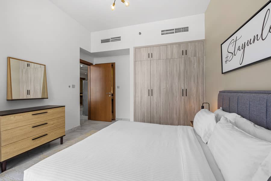 11 HDR_High_Res_MBR_1503 6. jpg