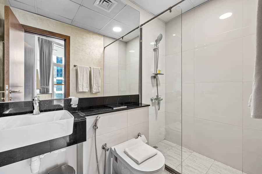 13 HDR_High_Res_MBR_1503 8. jpg