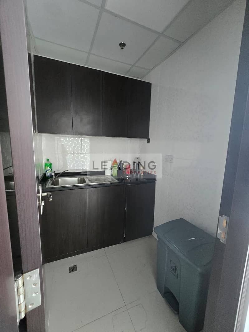 11 fd89d7fa-4526-43dc-b976-b6501df44cba. jpg