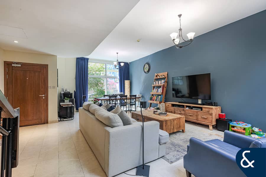 Vacant on transfer | Spacious | Call to view Vacant on transfer | Spacious | Call to view