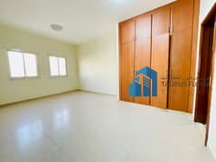 فیلا في أبو هيل،ديرة 3 غرف 100000 درهم - 14391341