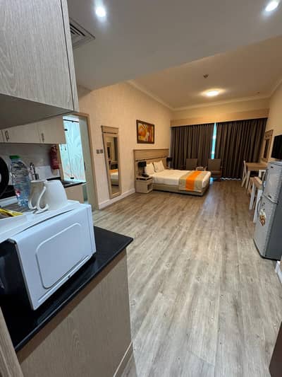 Studio zum Miete in Bur Dubai, Dubai - cfe8bd14-9c96-40a9-9d0e-e8313dfdd682. jpeg Studio zum Miete in Bur Dubai, Dubai - cfe8bd14-9c96-40a9-9d0e-e8313dfdd682. jpeg
