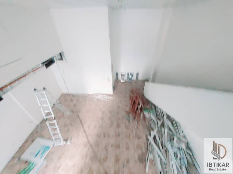 10 1001165190. jpg