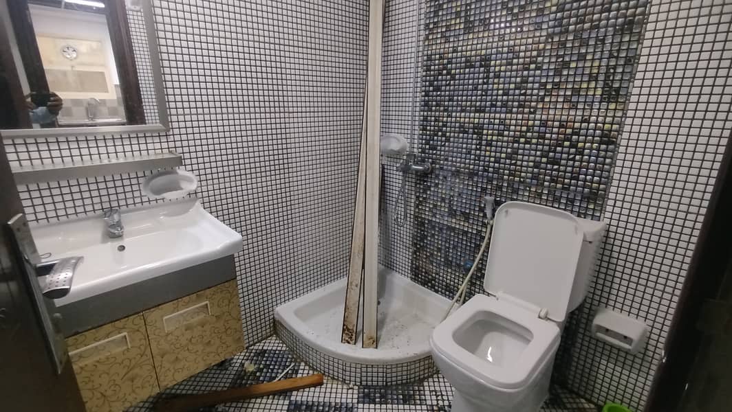 REASONABLE PRICE 1BHK LUXURY APT FAMILY BLD PRIME LOCATION WITH ALL FACILITIES