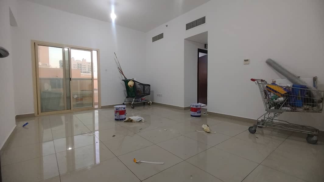 REASONABLE PRICE 1BHK LUXURY APT FAMILY BLD PRIME LOCATION WITH ALL FACILITIES