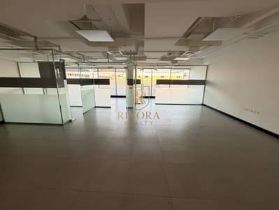 Офис в аренду в Дейра, Дубай - WhatsApp Image 2026-02-24 at 16.53. 36 (1). jpeg Офис в аренду в Дейра, Дубай - WhatsApp Image 2026-02-24 at 16.53. 36 (1). jpeg