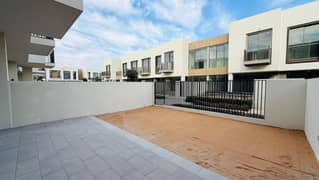 3BR Villa | Orania The Valley | Garden & Courtyard Views