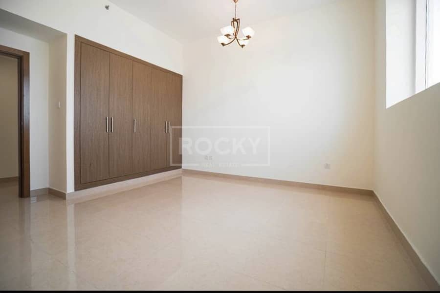 13 Unit no. 305 - WADI AL SAFA 59. jpg