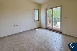 تاون هاوس في أوليفا،فيكتوري هايتس،مدينة دبي الرياضية 4 غرف 350000 درهم - 14399767