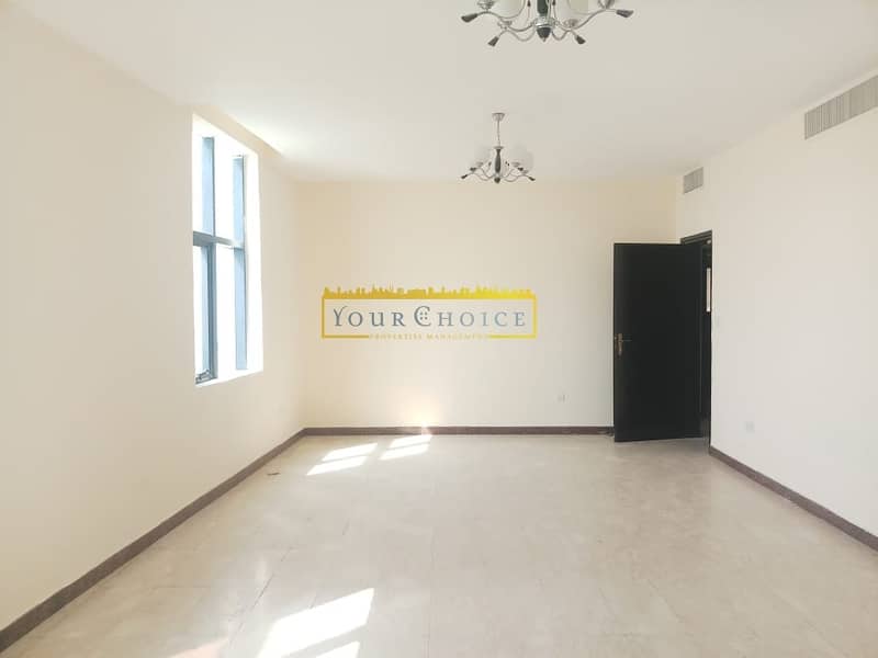 Newly Renovated 4 Bedroom with Balcony for 105 Newly Renovated 4 Bedroom with Balcony for 105