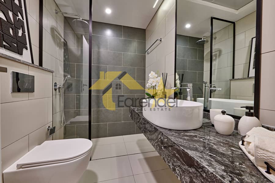 10 Washroom (3). jpg