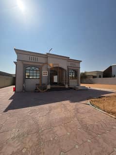 فیلا في الظيت الجنوبي،الظيت 3 غرف 55000 درهم - 14402559