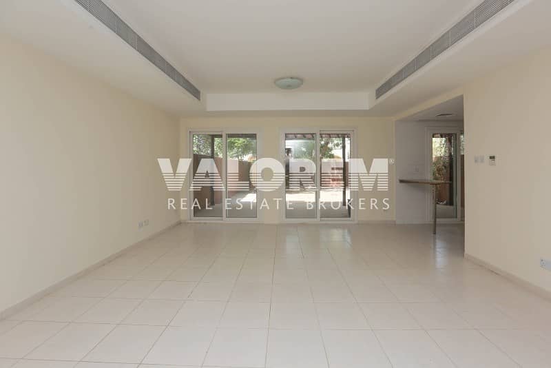 Large and renovated | 3bed Study Villa 3M Book now
