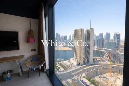 Studio for Sale in Business Bay, Dubai - Burj & Canal View | Luxury | High Floor